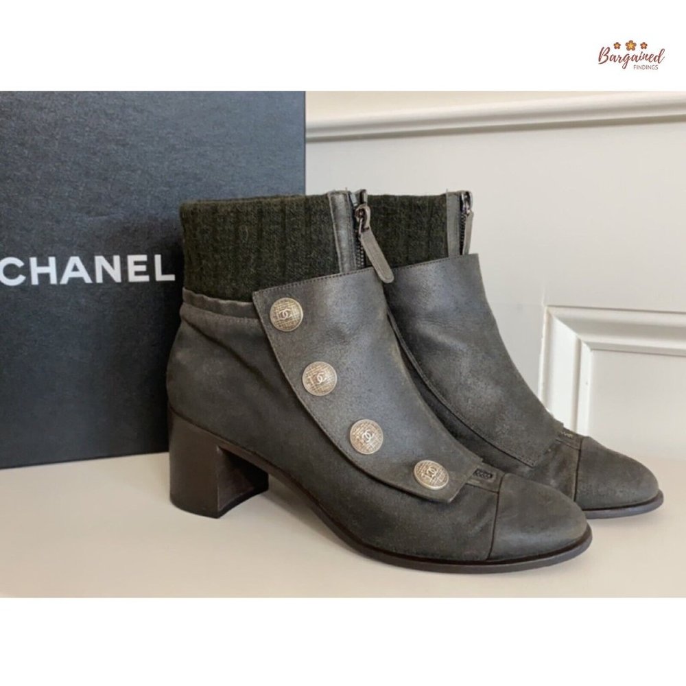 Authentic CHANEL Charcoal Distressed Leather Tweed CC Buttons Ankle Boots 10.5 - Picture 13 of 15